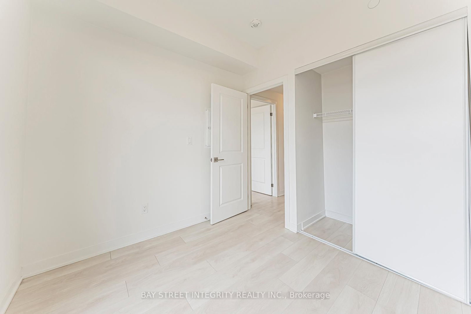 4045 Hickory Drive, Unit 7 - Photo 38