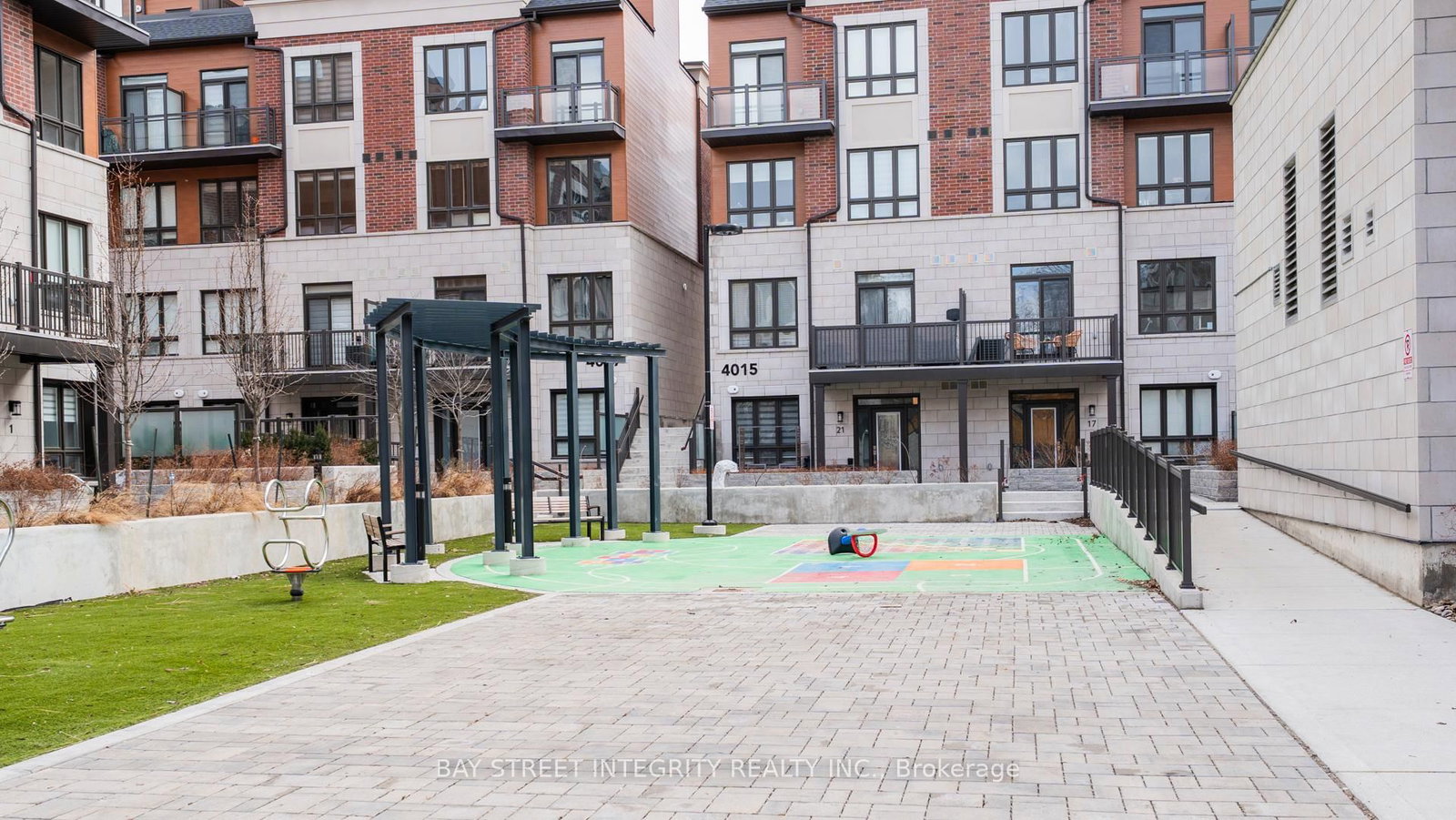 4045 Hickory Drive, Unit 7 - Photo 44