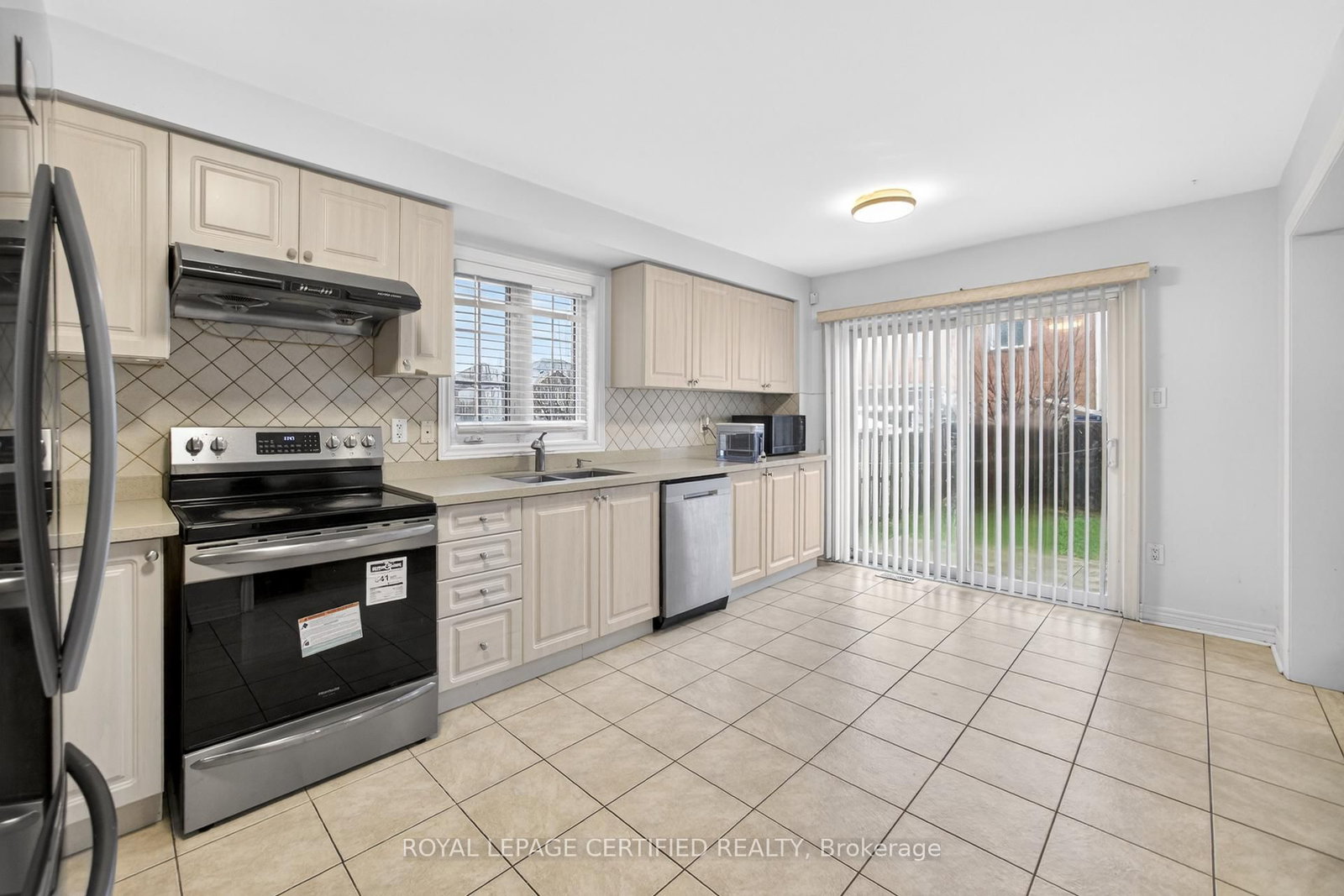 Detached House for sale at 32 Wildsky Road, Brampton, Ontario, L6Y 5P6 - Fletcher's Creek South - MLS: W12954860