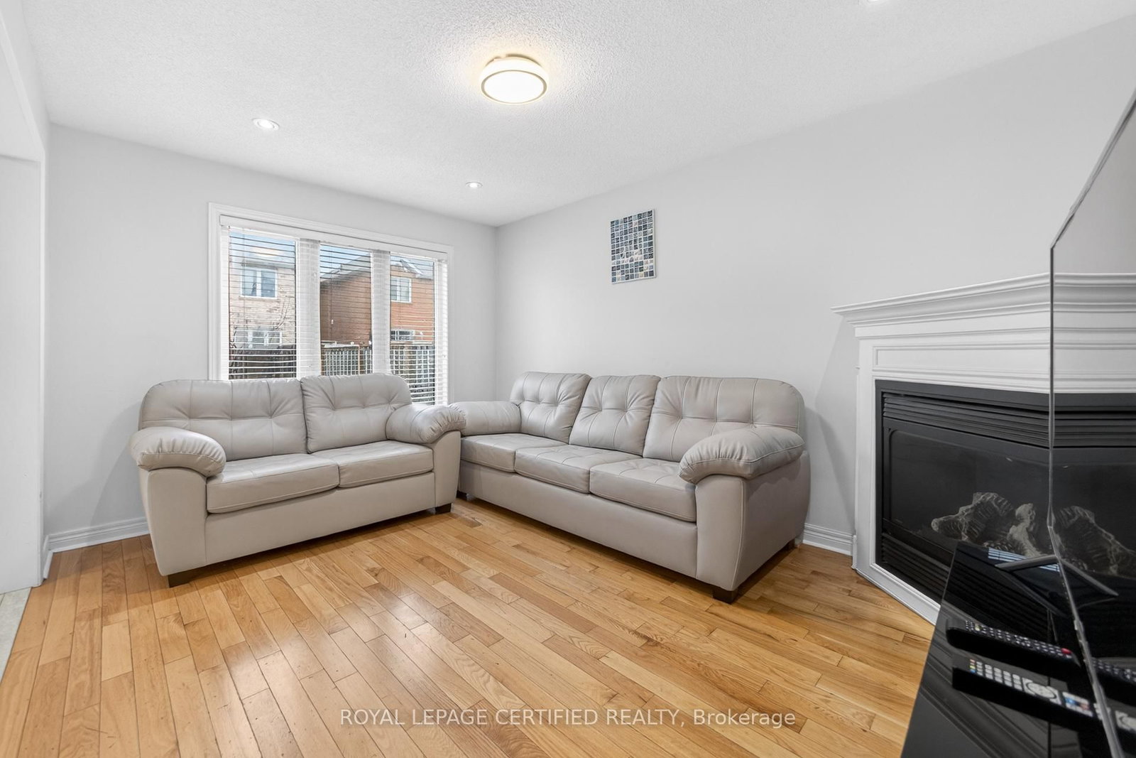 Detached House for sale at 32 Wildsky Road, Brampton, Ontario, L6Y 5P6 - Fletcher's Creek South - MLS: W12954860