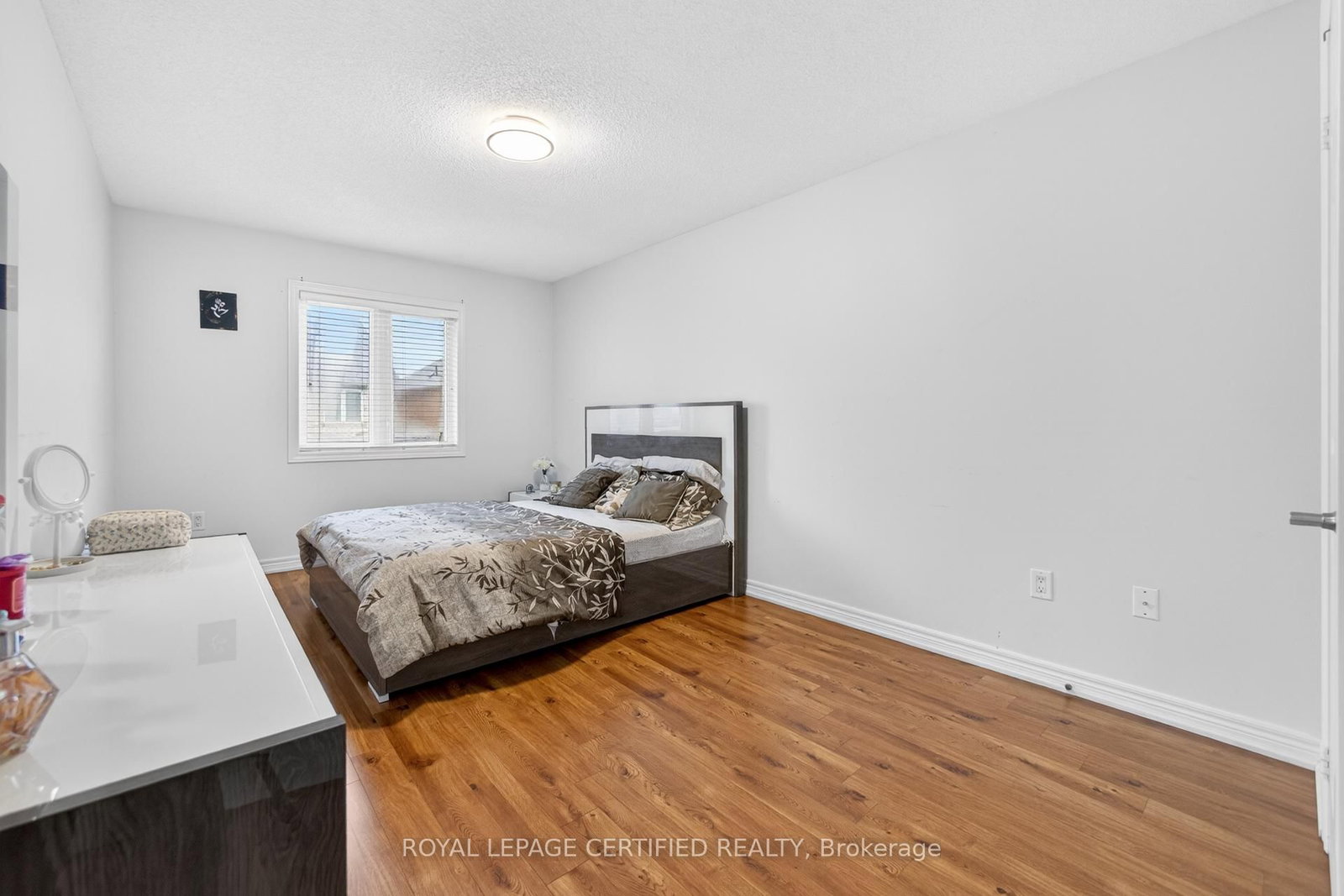 Detached House for sale at 32 Wildsky Road, Brampton, Ontario, L6Y 5P6 - Fletcher's Creek South - MLS: W12954860