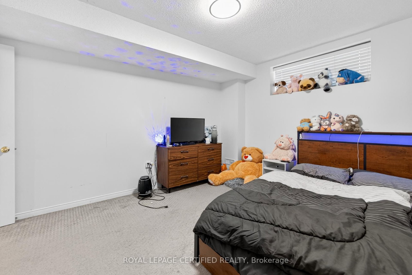 Detached House for sale at 32 Wildsky Road, Brampton, Ontario, L6Y 5P6 - Fletcher's Creek South - MLS: W12954860