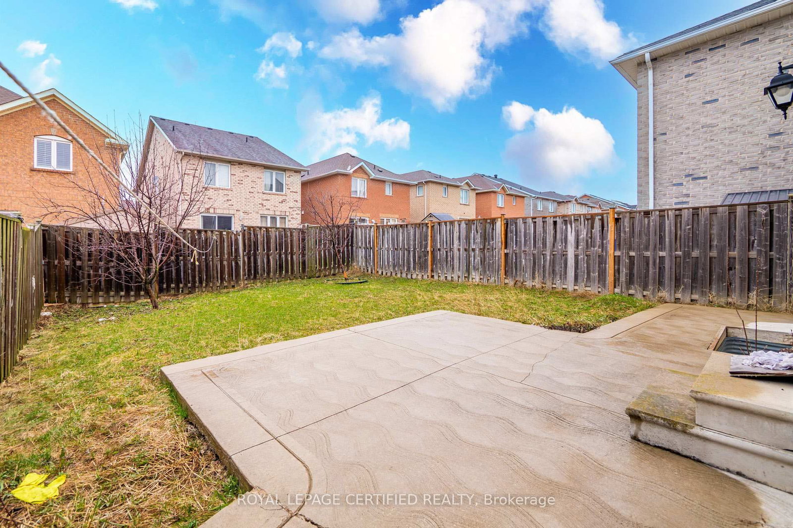 Detached House for sale at 32 Wildsky Road, Brampton, Ontario, L6Y 5P6 - Fletcher's Creek South - MLS: W12954860