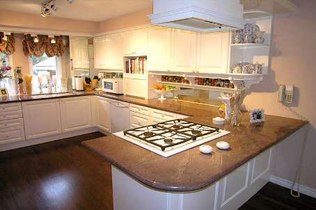 481 Chartwell Rd, Oakville, L6J4A6 | Image 2