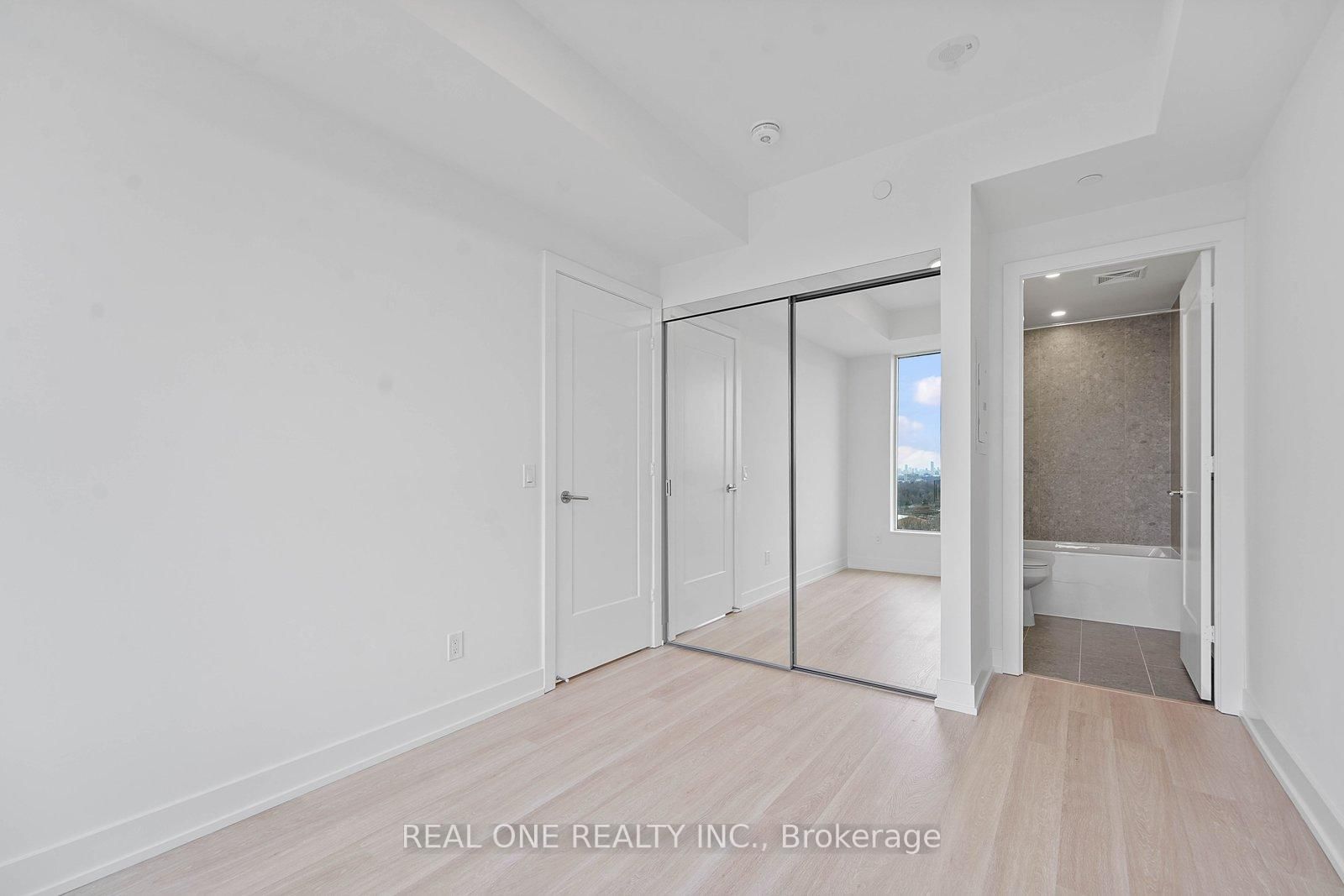 60 Central Park Roadway, Unit 1602 - Photo 16