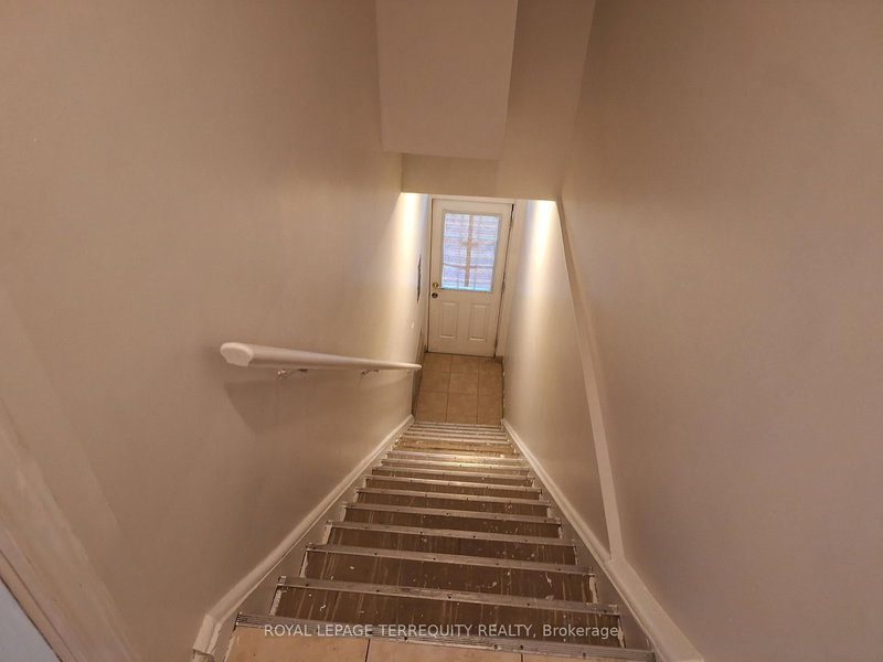 1 - 706 Wilson Ave, Toronto, M3K 1E1 | Image 3