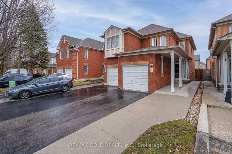 25 Clover Bloom Rd, Brampton, L6R 1R8 | Image 2