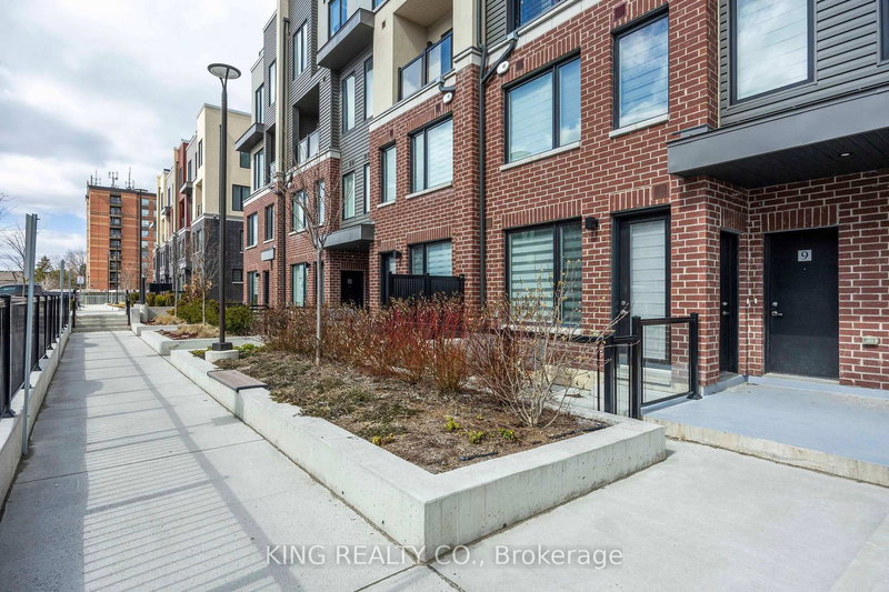 9 - 3405 Ridgeway Dr, Mississauga, L5L 0B9 | Image 3