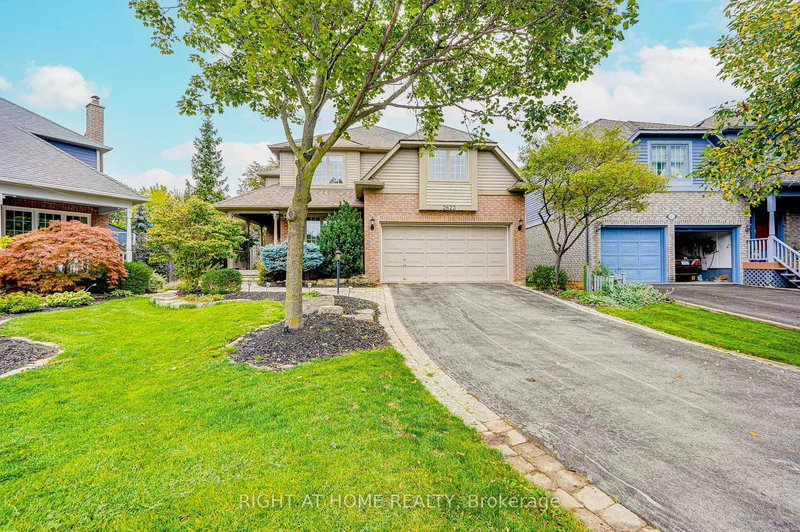 2623 Charlotte Crt, Mississauga, L5M 5E6 | Image 2