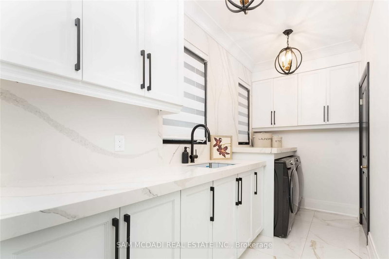 1540 Mississauga Rd, Mississauga — 14