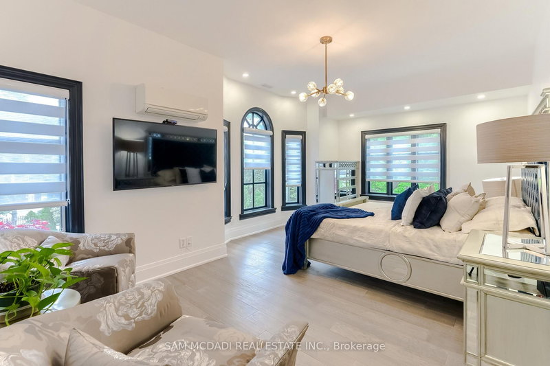 1540 Mississauga Rd, Mississauga — 23