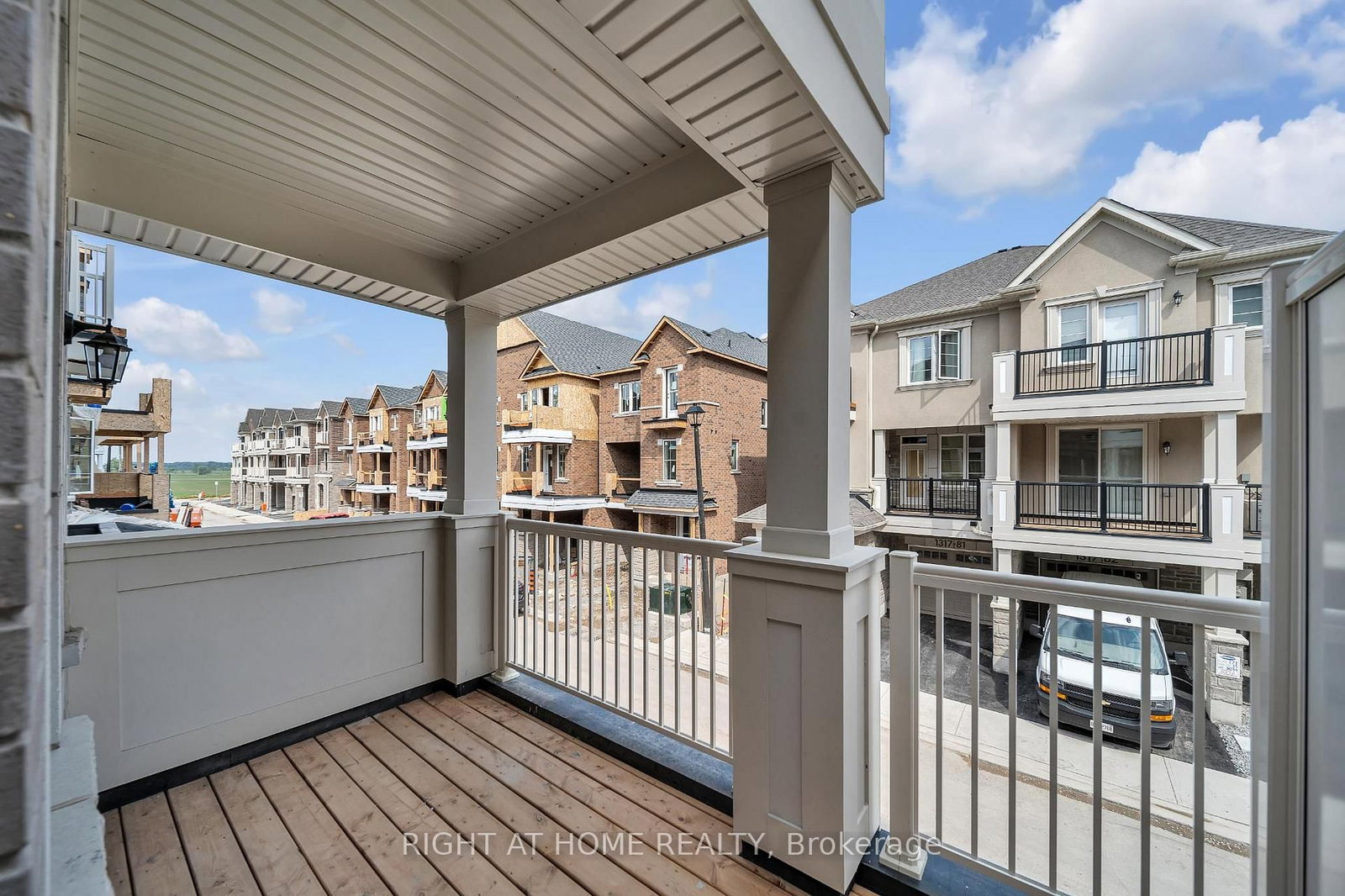 Townhouse for lease at 56-1317 Leriche Way, Milton, Ontario, L9E 0H5 - Bowes - MLS: W12955370