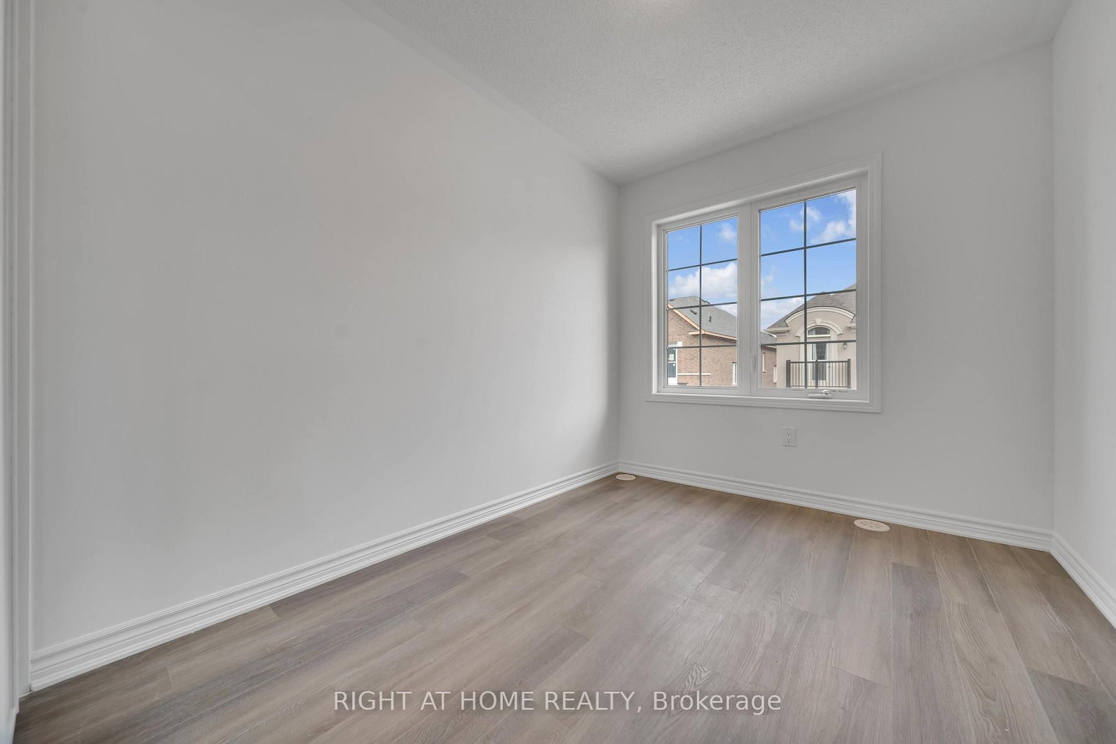 Townhouse for lease at 56-1317 Leriche Way, Milton, Ontario, L9E 0H5 - Bowes - MLS: W12955370