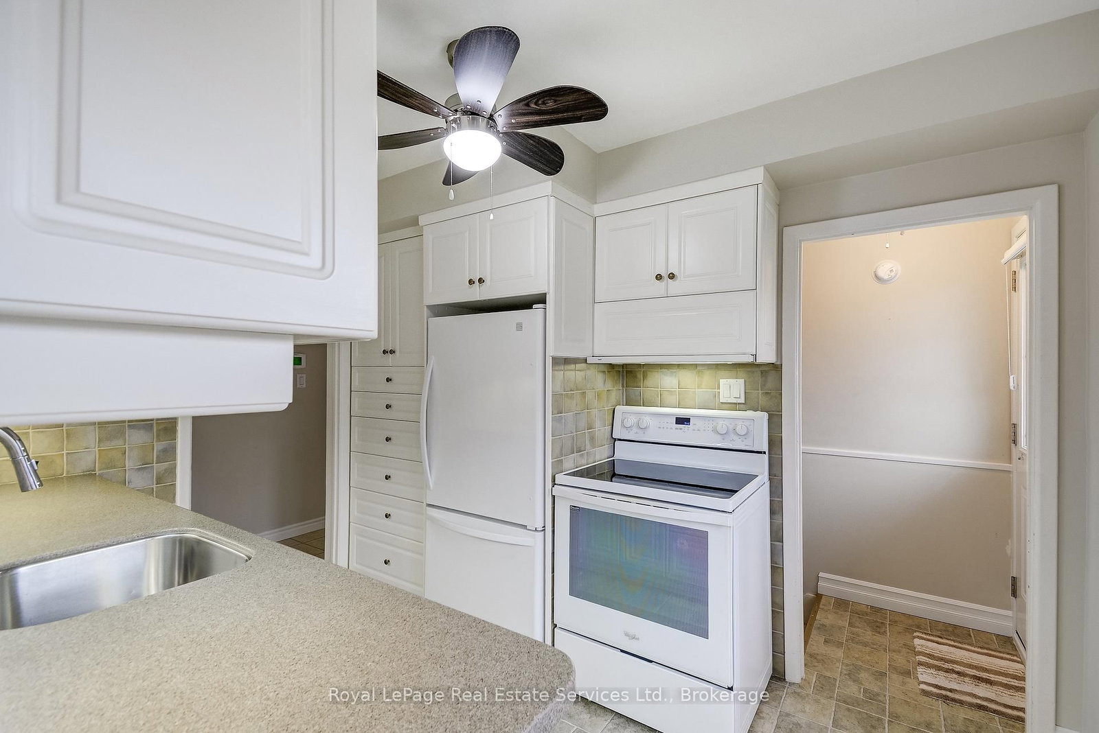 Detached House for sale at 339 Weighton Drive, Oakville, Ontario, L6R 2R5 - West - MLS: W12955414