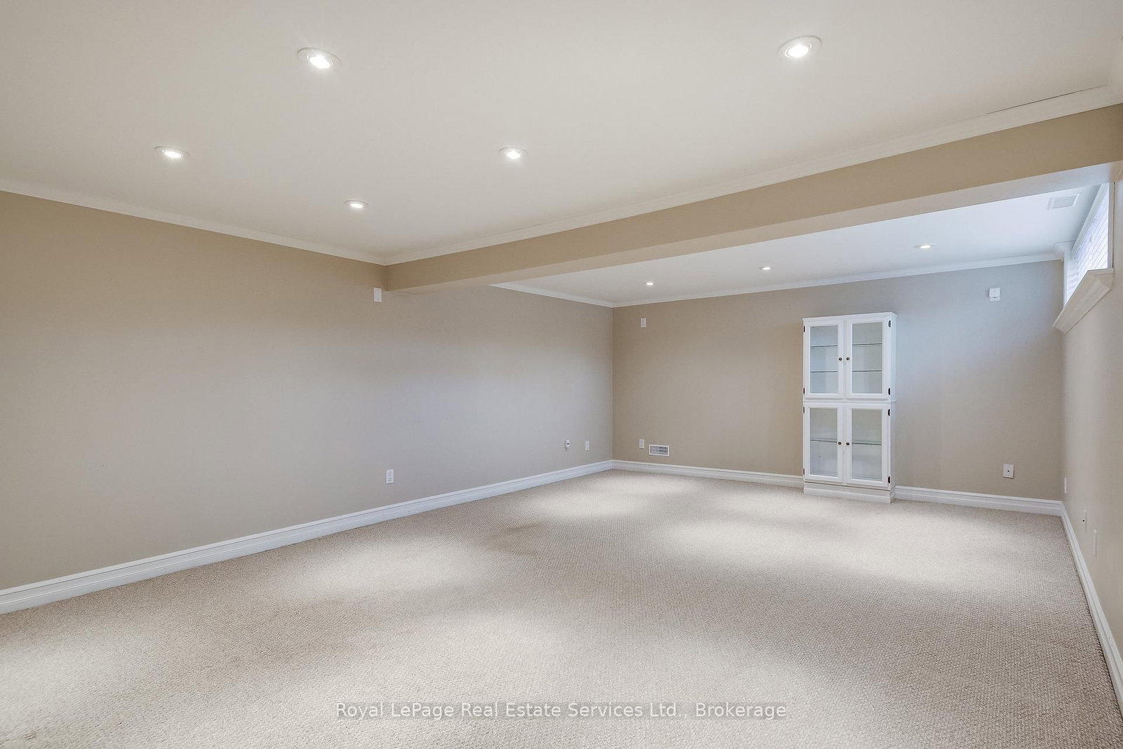 Detached House for sale at 339 Weighton Drive, Oakville, Ontario, L6R 2R5 - West - MLS: W12955414