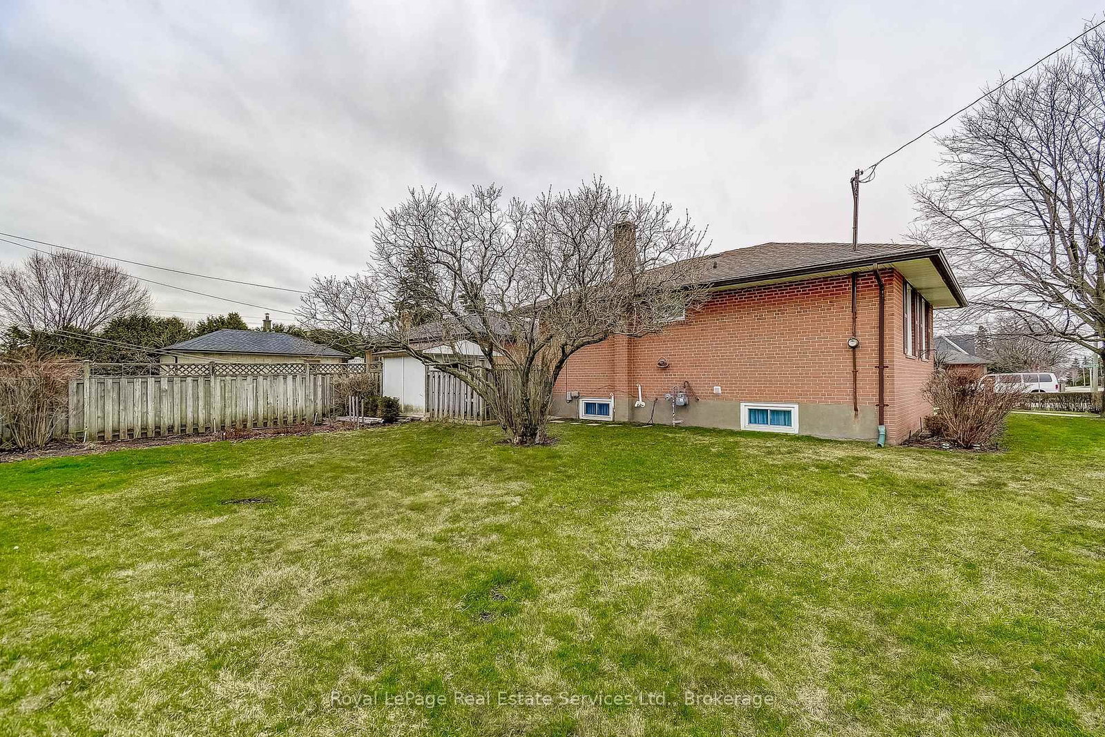 Detached House for sale at 339 Weighton Drive, Oakville, Ontario, L6R 2R5 - West - MLS: W12955414