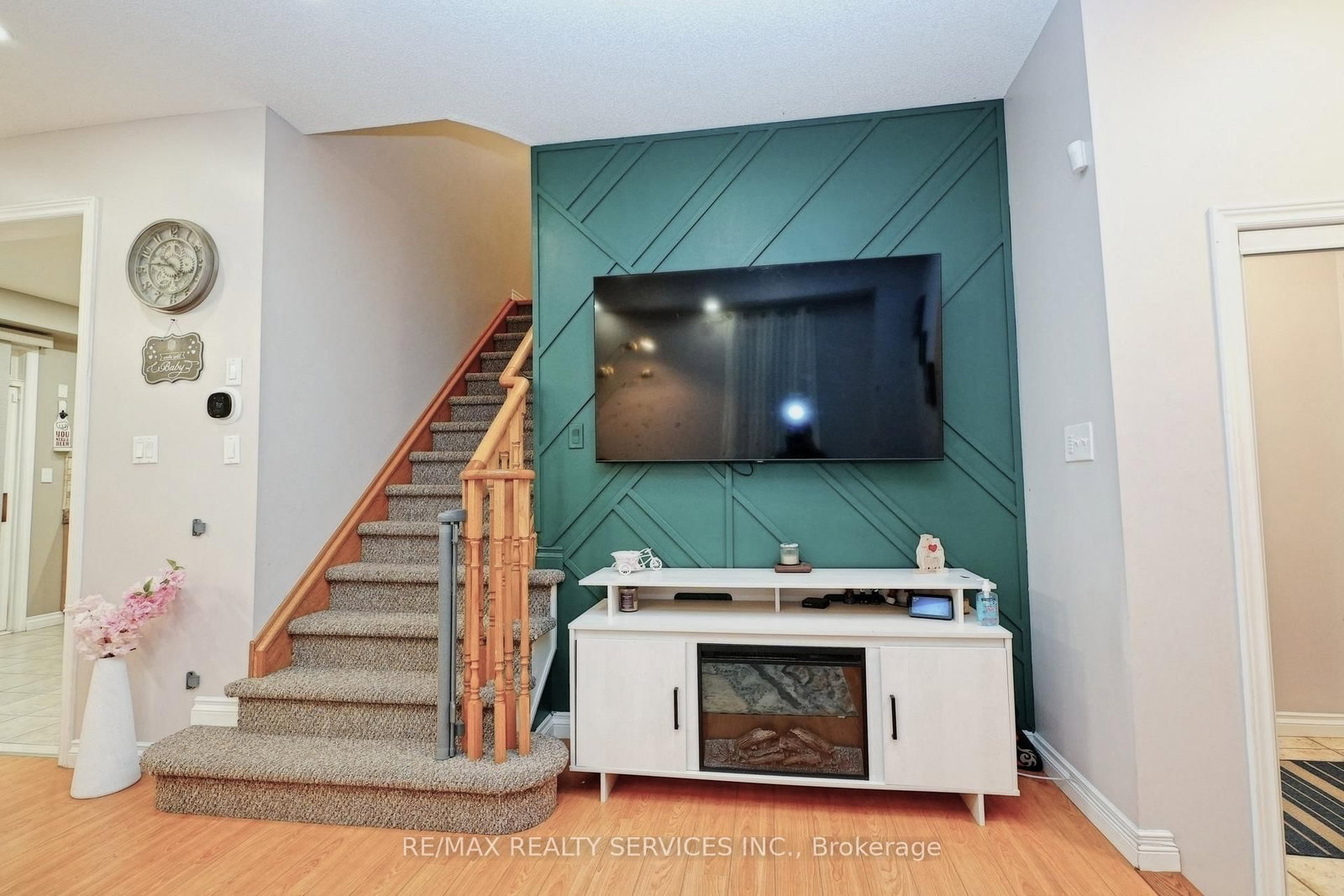 Semi-Detached House for sale at 32 Ashdale Road, Brampton, Ontario, L6Y 5M7 - Bram West - MLS: W12955484