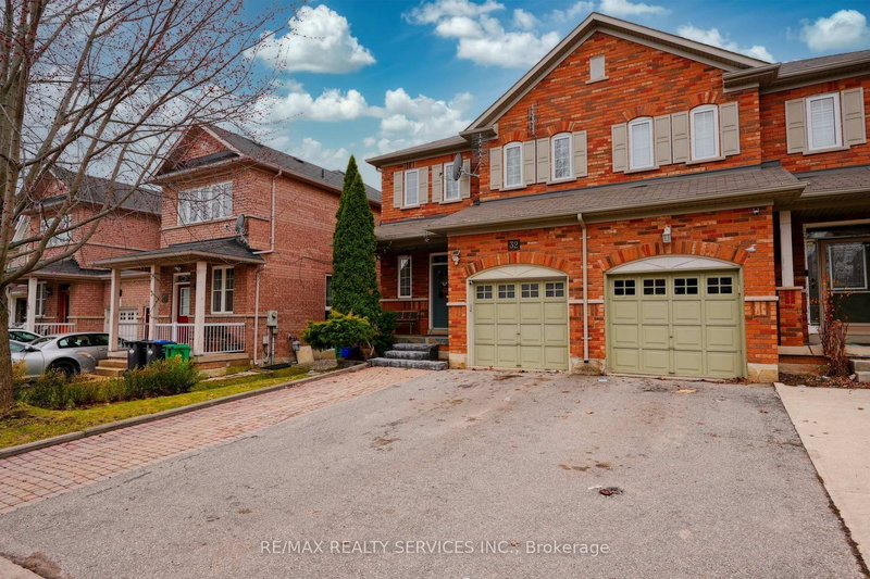 32 Ashdale Rd, Brampton, L6Y 5M7 | Image 3