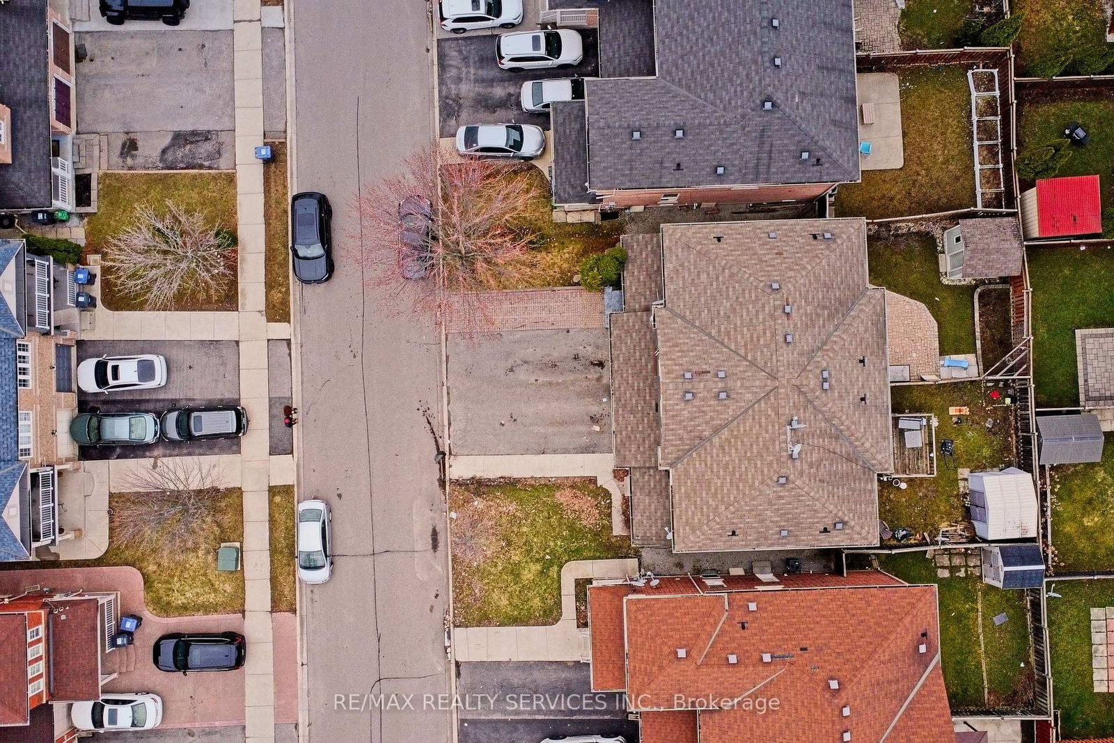 Semi-Detached House for sale at 32 Ashdale Road, Brampton, Ontario, L6Y 5M7 - Bram West - MLS: W12955484