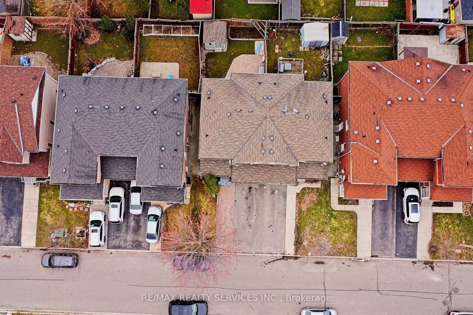 Semi-Detached House for sale at 32 Ashdale Road, Brampton, Ontario, L6Y 5M7 - Bram West - MLS: W12955484