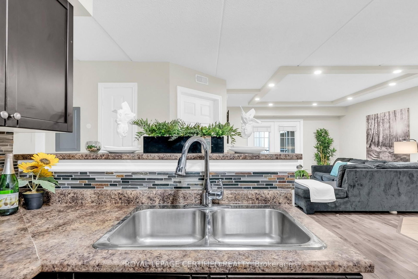 Condo for sale at 308-1340 MAIN Street, Milton, Ontario, L9T 7S6 - Dempsey - MLS: W12955554