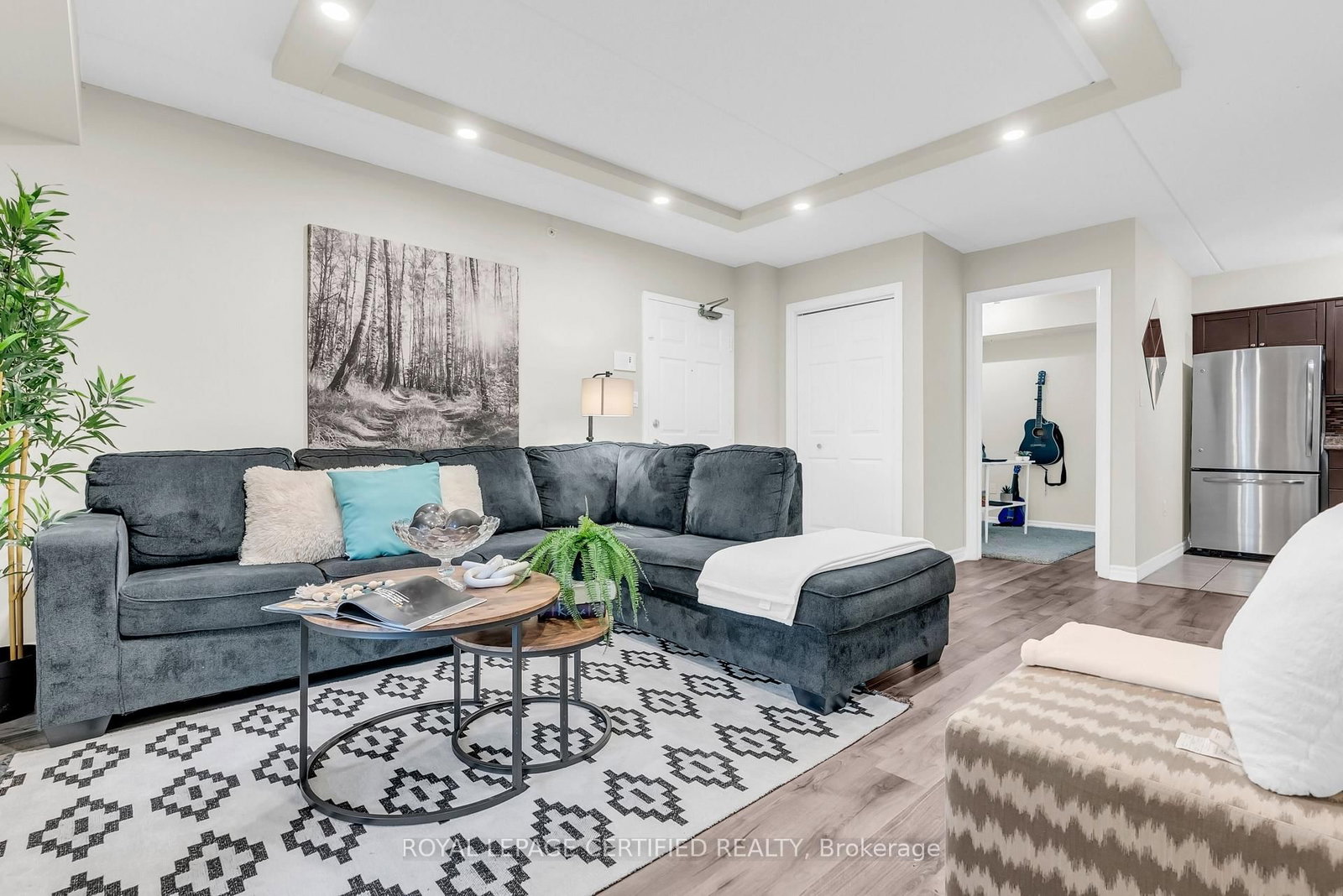 Condo for sale at 308-1340 MAIN Street, Milton, Ontario, L9T 7S6 - Dempsey - MLS: W12955554