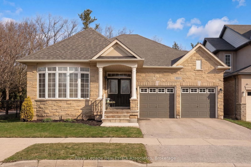 2263 Wuthering Heights Way, Oakville, Ontario