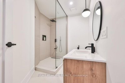 920 Calder Mississauga,ON L5J 2N7 — Photo 43