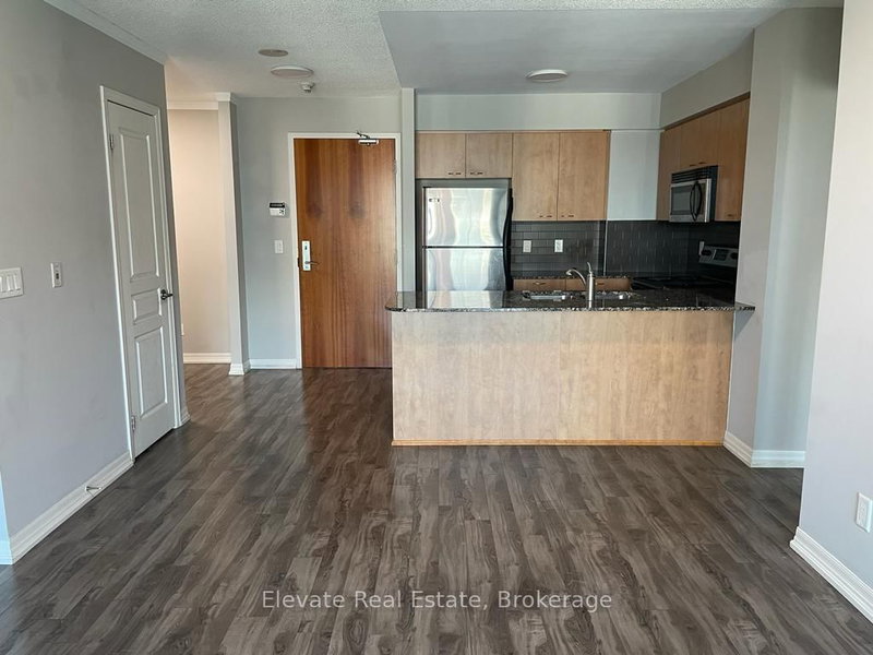 1009 - 1403 Royal York Rd, Toronto, M9P 0A1 | Image 3