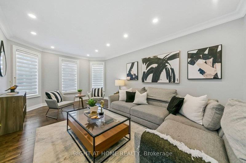 23 Coates Dr, Milton, L9T 5R4 | Image 3