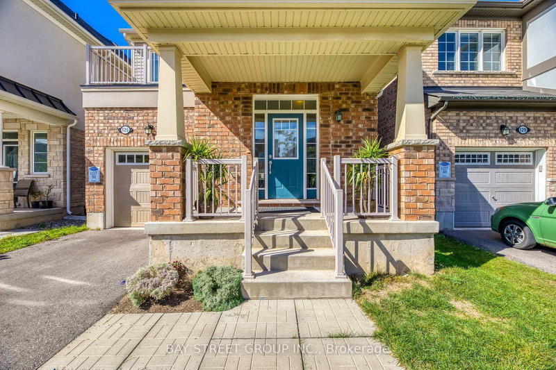 125 Hatt Crt, Milton, L9E 1G7 | Image 2