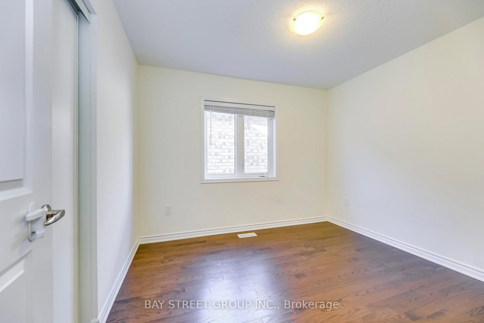 Detached House for lease at 125 Hatt Court, Milton, Ontario, L9E 1G7 - Ford - MLS: W12956032