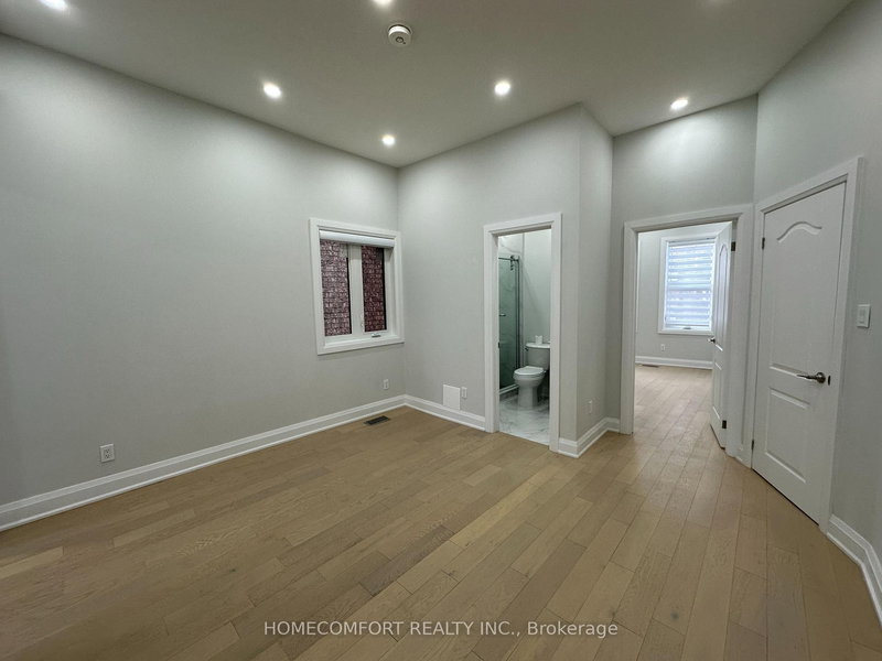 Main Floor - 211 Osler St, Toronto, M6N 2Z2 | Image 3