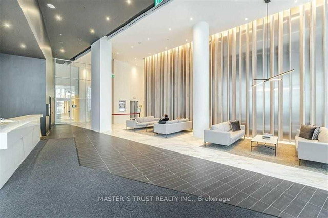 2205 - 3900 Confederation Parkway