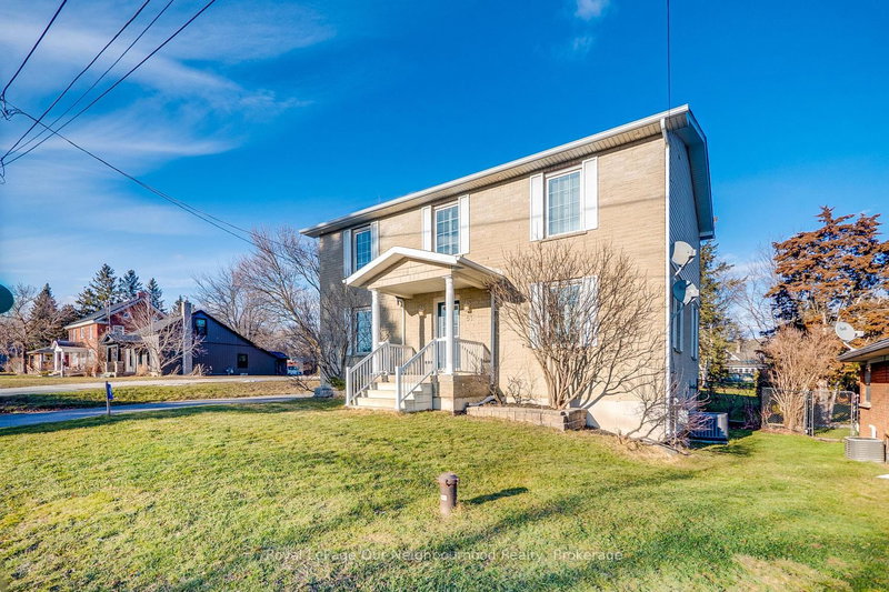 51 Main St N, Milton, L0P 1B0 | Image 2