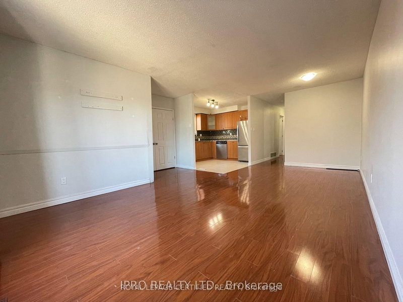 Upper - 498 Daralea Hts, Mississauga, L5A 3H8 | Image 3