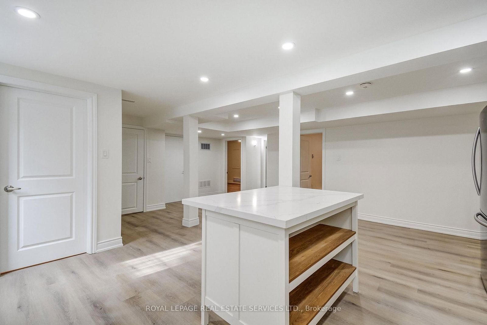 277 Mississaga Street, Unit LOWER - Photo 15