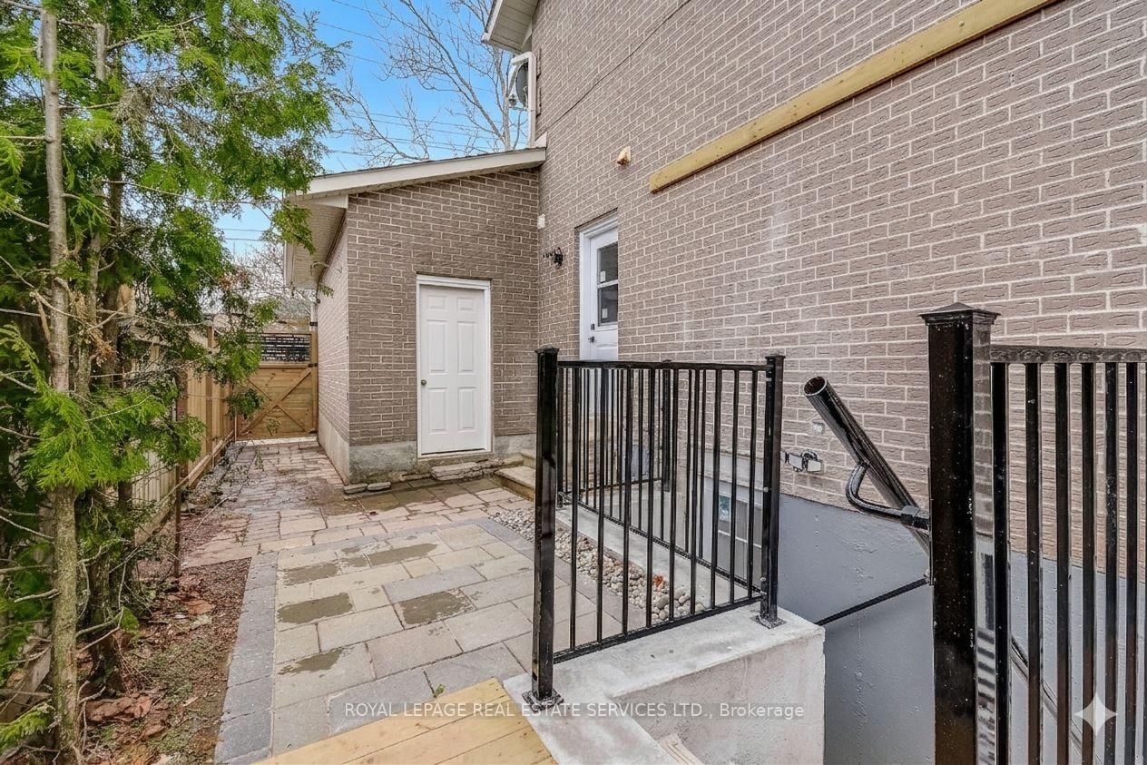 277 Mississaga Street, Unit LOWER - Photo 4
