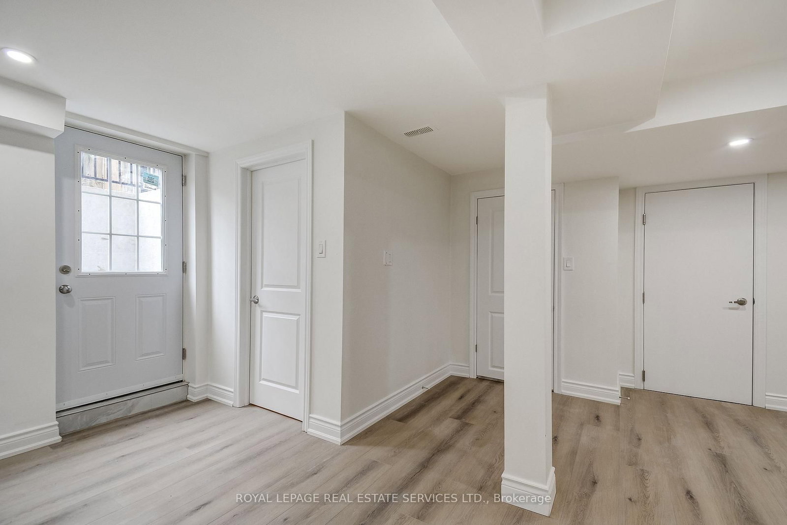 277 Mississaga Street, Unit LOWER - Photo 7