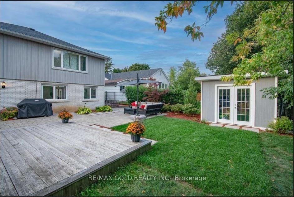 Detached House for sale at 59 Royce Avenue, Brampton, Ontario, L6Y 1J8 - Downtown Brampton - MLS: W12956838