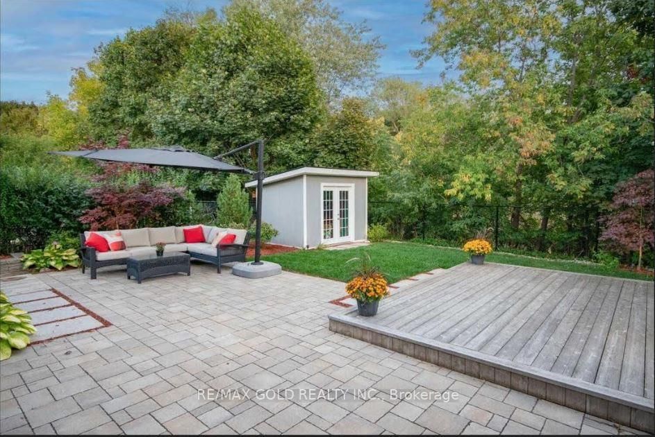 Detached House for sale at 59 Royce Avenue, Brampton, Ontario, L6Y 1J8 - Downtown Brampton - MLS: W12956838