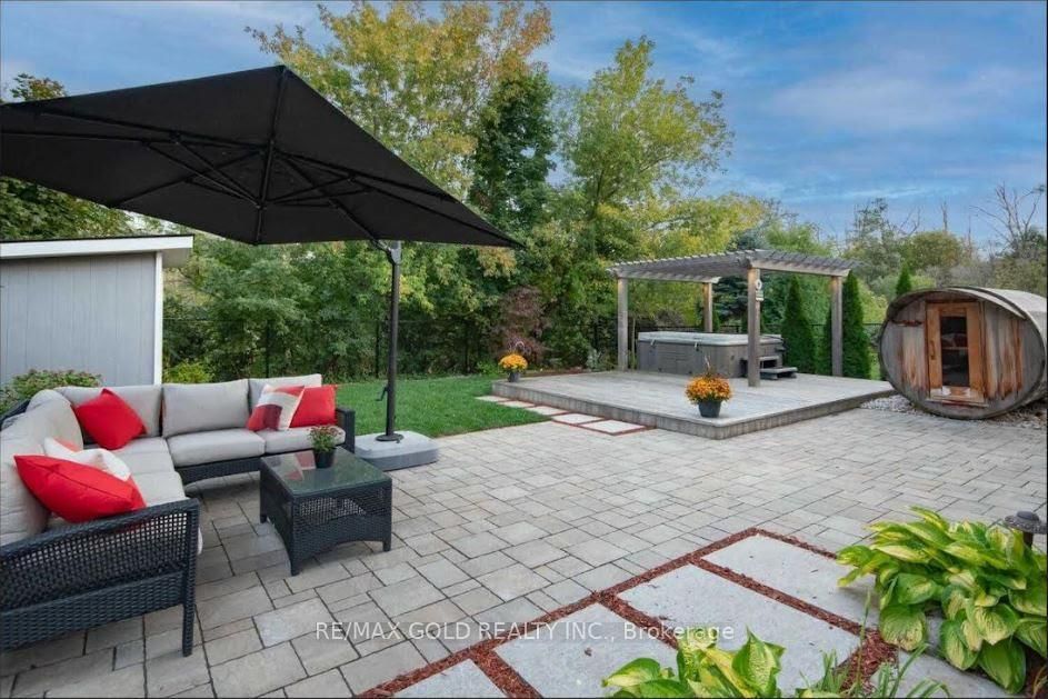 Detached House for sale at 59 Royce Avenue, Brampton, Ontario, L6Y 1J8 - Downtown Brampton - MLS: W12956838