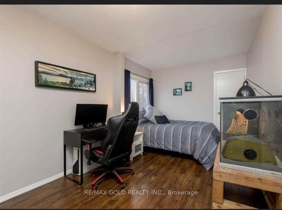 Detached House for sale at 59 Royce Avenue, Brampton, Ontario, L6Y 1J8 - Downtown Brampton - MLS: W12956838