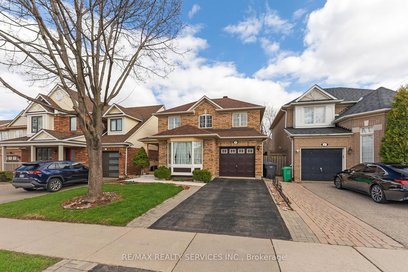 3 Springhurst Ave, Brampton, L7A 1P6 | Image 3