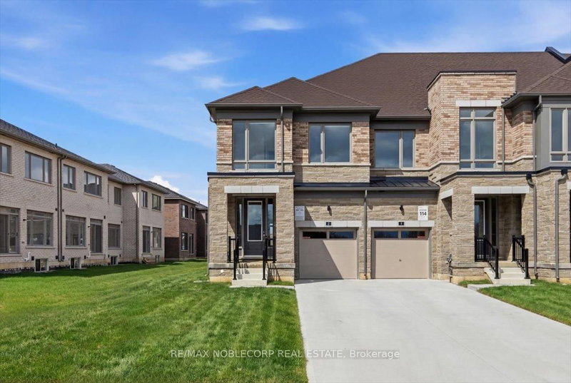 home for lease on 2 George Armstrong Road