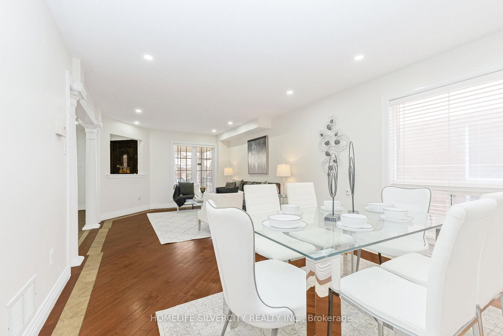 Detached House for sale at 19 Vintage Gate, Brampton, Ontario, L6X 4C4 - Fletcher's Creek Village - MLS: W12957170