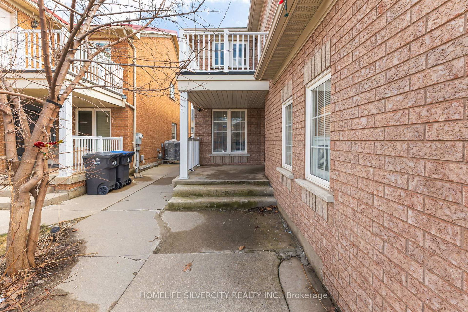 Detached House for sale at 19 Vintage Gate, Brampton, Ontario, L6X 4C4 - Fletcher's Creek Village - MLS: W12957170