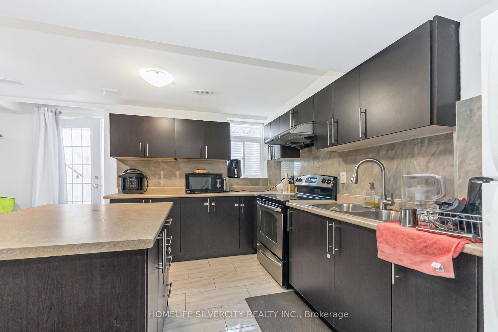 Detached House for sale at 19 Vintage Gate, Brampton, Ontario, L6X 4C4 - Fletcher's Creek Village - MLS: W12957170