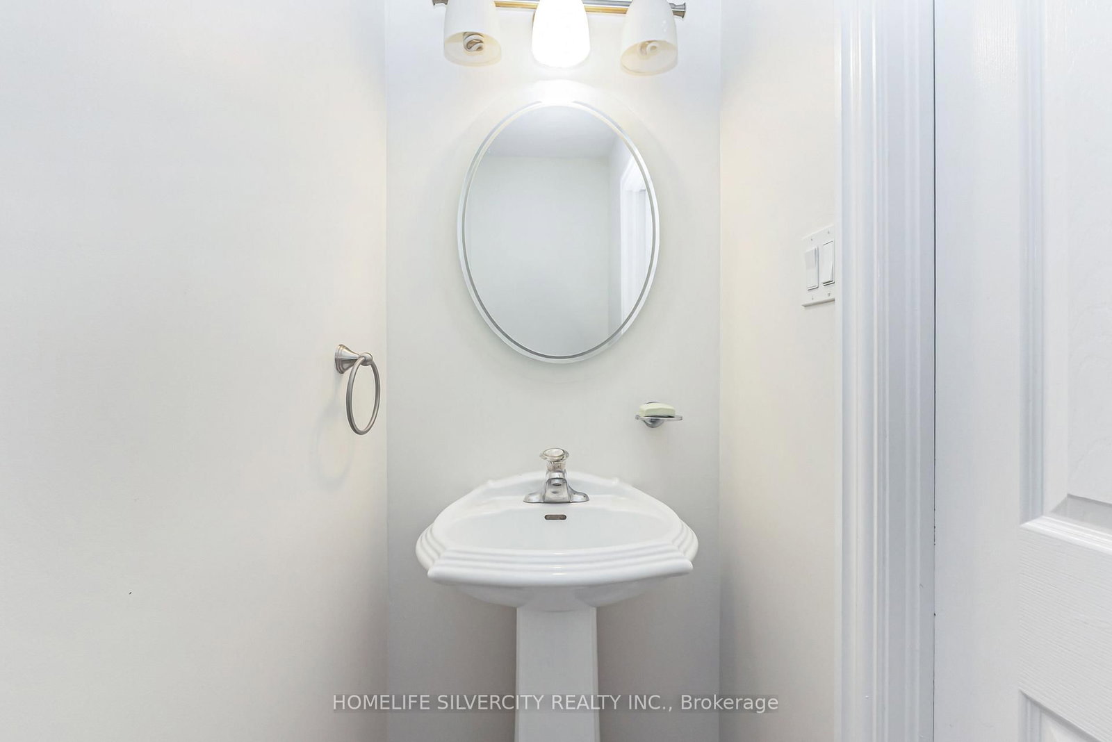 Detached House for sale at 19 Vintage Gate, Brampton, Ontario, L6X 4C4 - Fletcher's Creek Village - MLS: W12957170