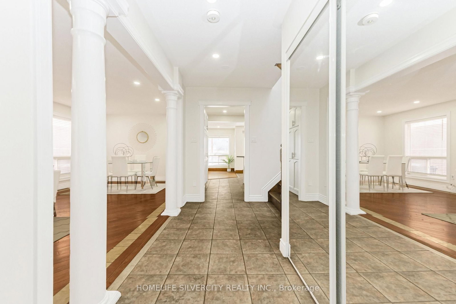 Detached House for sale at 19 Vintage Gate, Brampton, Ontario, L6X 4C4 - Fletcher's Creek Village - MLS: W12957170